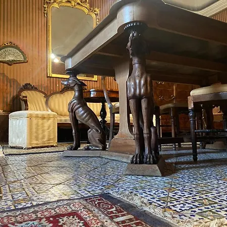 Pensión Palazzo Zappata Luxury Centro *