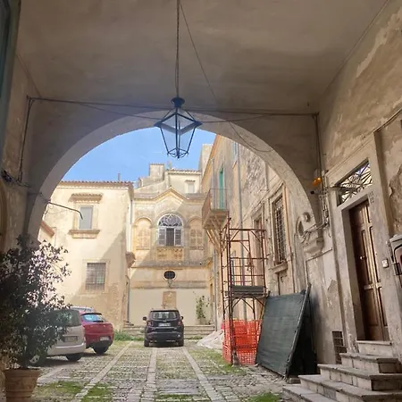 Palazzo Zappata Luxury Centro Guest house