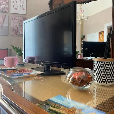 招待所 Palazzo Zappata Luxury Centro 诺托