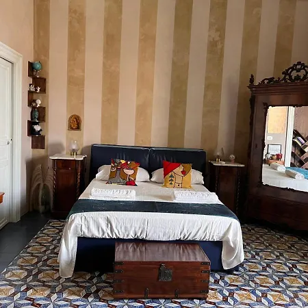 Palazzo Zappata Luxury Centro Ното